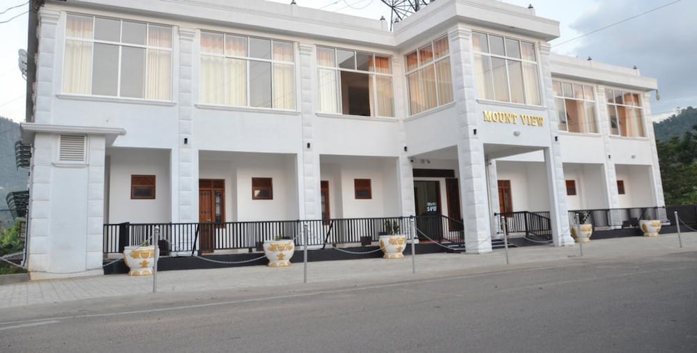 Mount View Hotel - carbon neutral hotel in Badulla