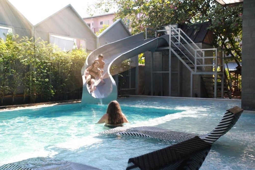 Book Design Hotel in Chiang Mai, Thailand