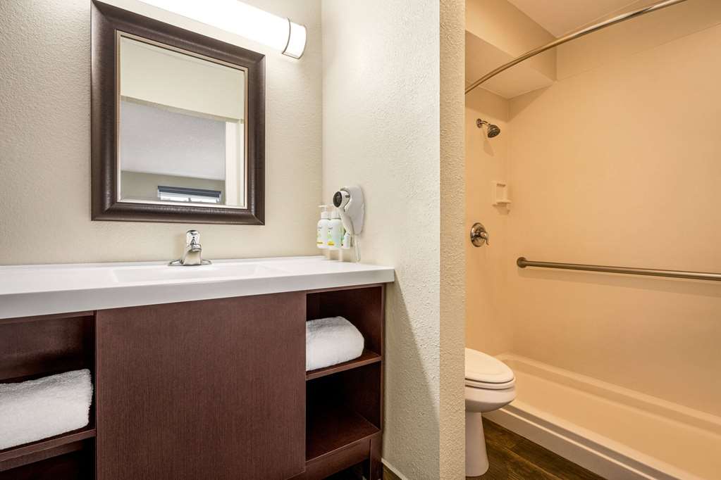 Baymont by Wyndham Kingman - photo 10