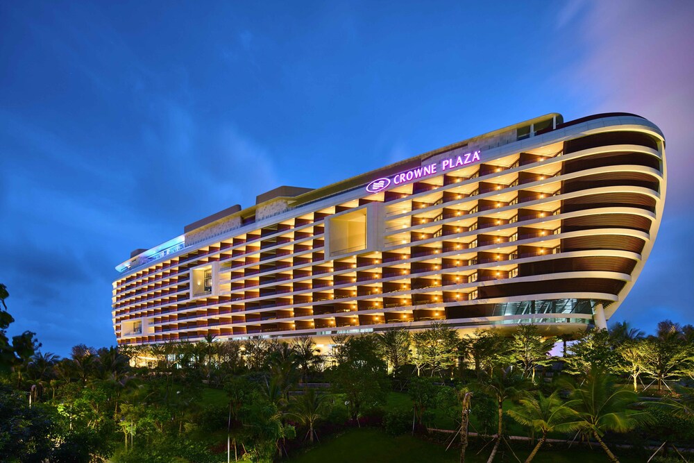 Crowne Plaza Sanya Haitang Bay Resort by IHG — 4-Star Luxury Hotel in Sanya, People's Republic of China