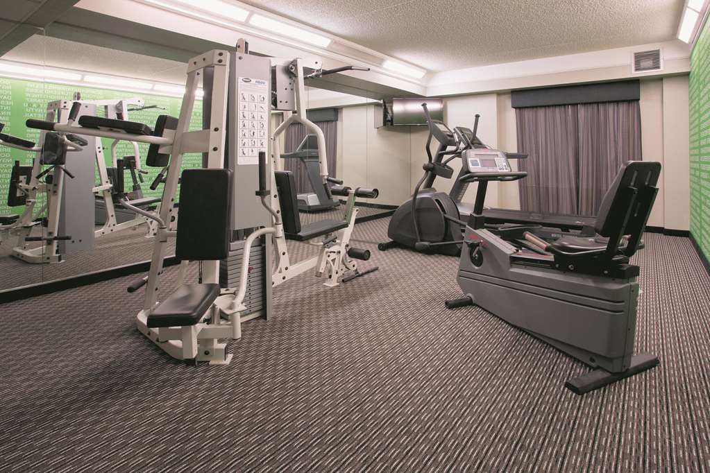 La Quinta Inn & Suites by Wyndham Mesa Superstition Springs - photo 12