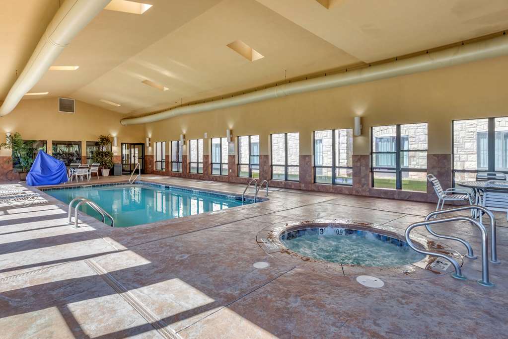 Comfort Inn & Suites Russellville I 40 - photo 29