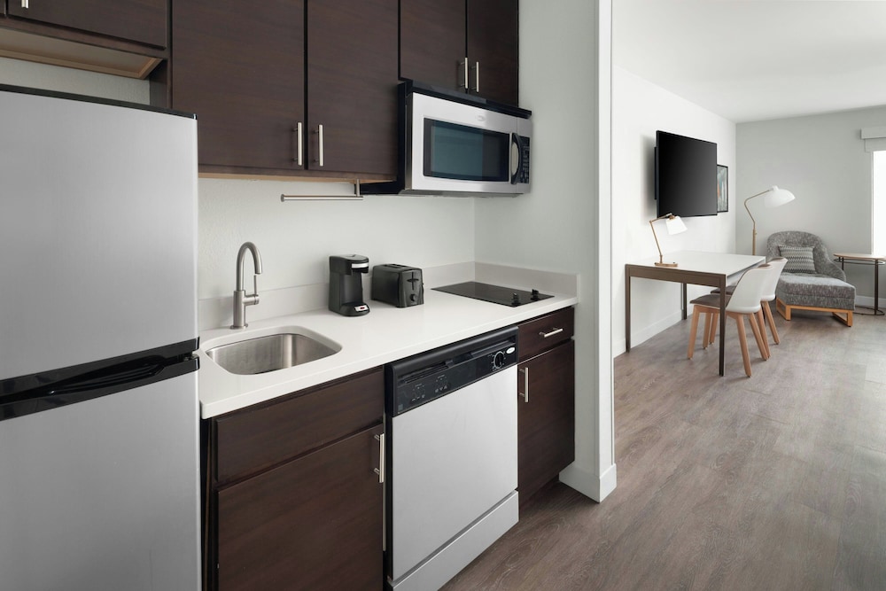 TownePlace Suites by Marriott Wilmington Wrightsville Beach - photo 22