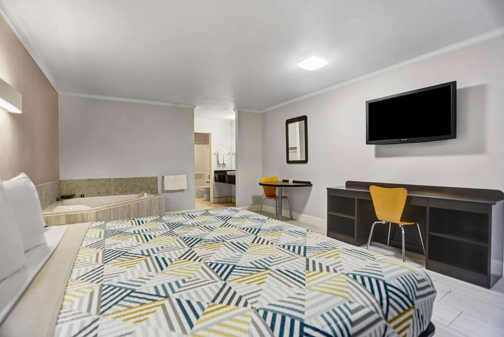 Motel 6 Lodi CA - photo 19