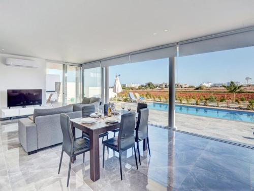 Villa Manta Chrysos Brand New Luxury 3 Bedroom Protaras Villa
