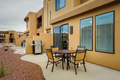 Sol Time — 4-Star Luxury Hotel in Saint George, United States
