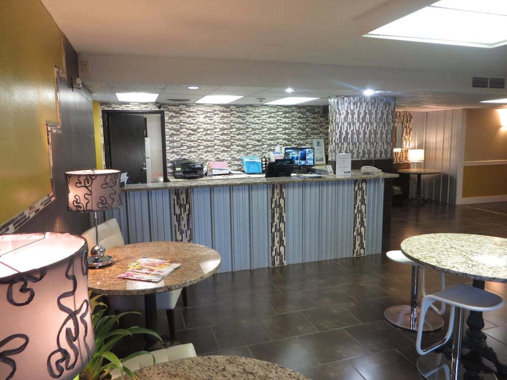 Riverside Suites - photo 50