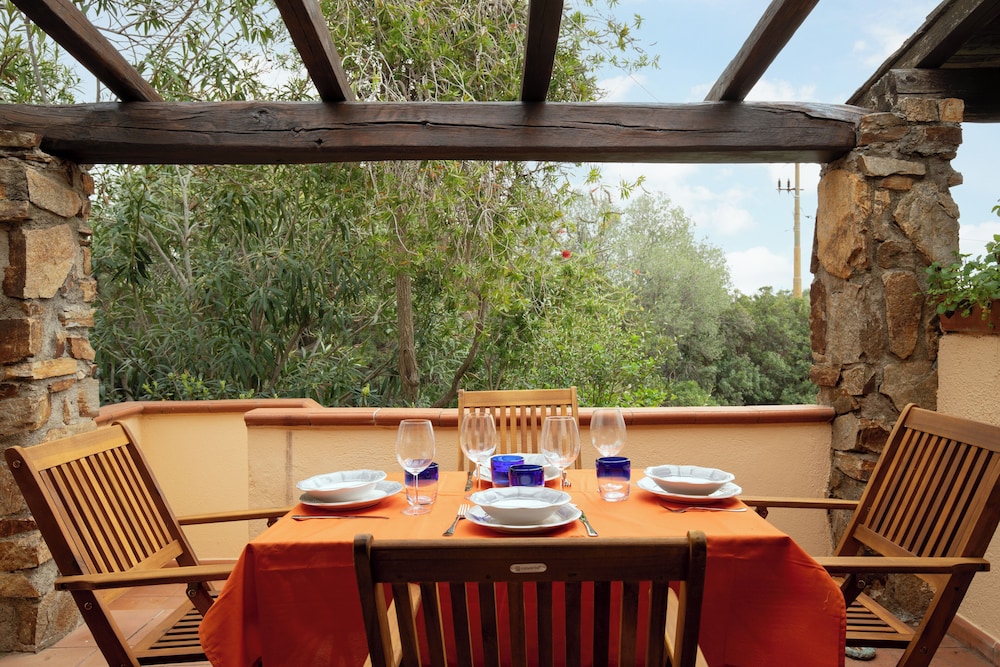 Casa Girgolu by Wonderful Italy — 4-Star Luxury Hotel in San Teodoro, Italy