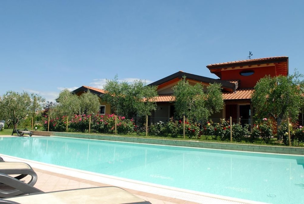 Locanda dei Rii — 4-Star Luxury Hotel in Manerba Del Garda, Italy