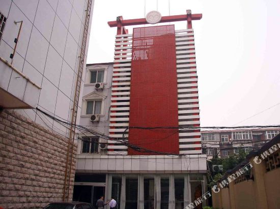 Jiaoyu Hotel - last minute hotel in Handan