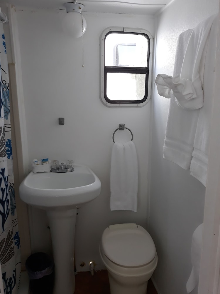Mangrove Marina and Resort Aqualodge Houseboats - photo 98