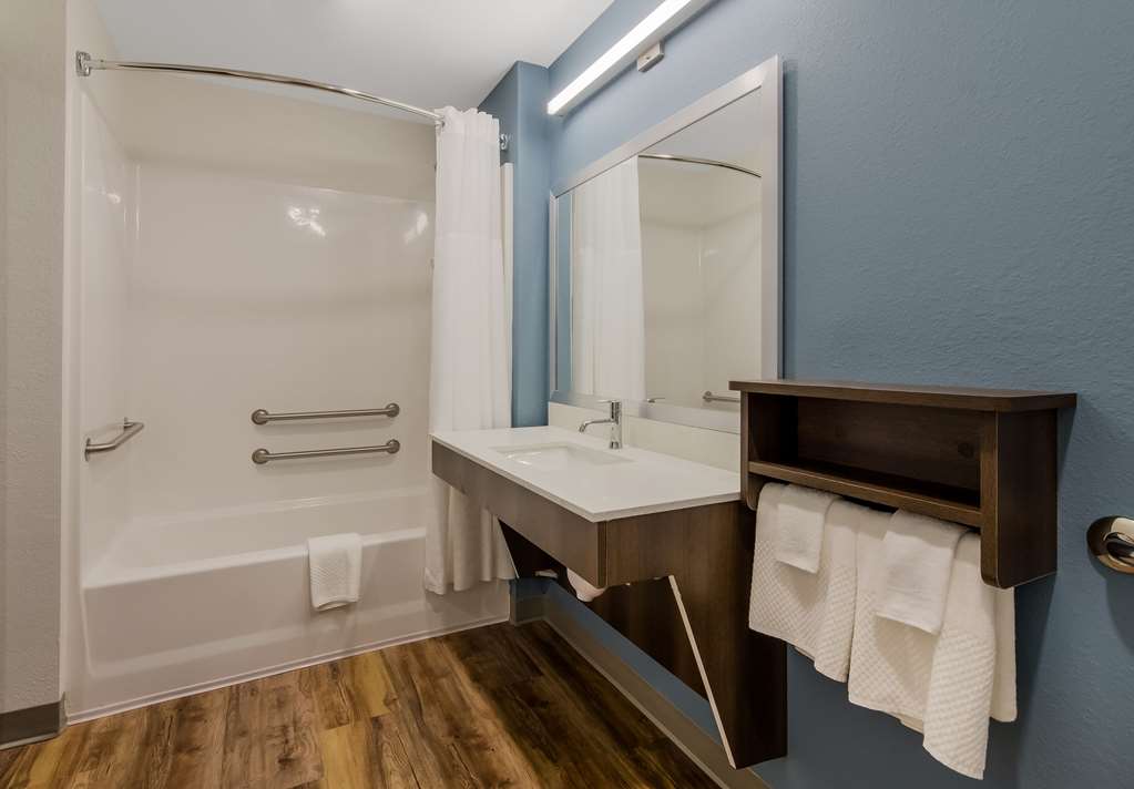 WoodSpring Suites Roanoke - photo 14