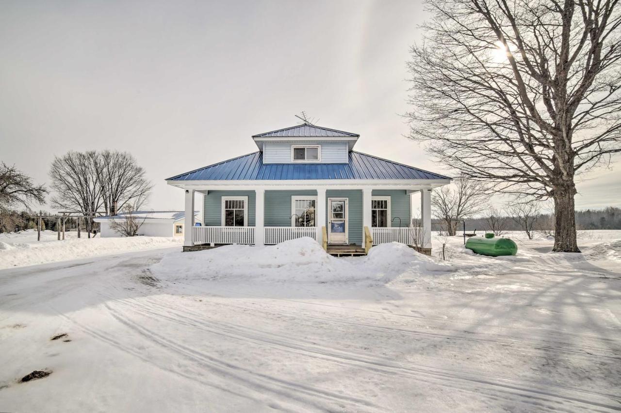 Secluded and Peaceful Upper Peninsula Getaway — hotel in Chatham
