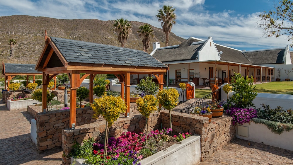 Mirtehof Guest Farm Estate — 5-Star Luxury Hotel in Prince Albert, South Africa