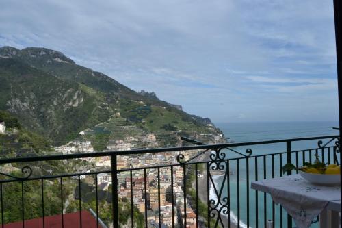 Casa Vacanze Nonno Aldo — 4-Star Luxury Hotel in Minori, Italy