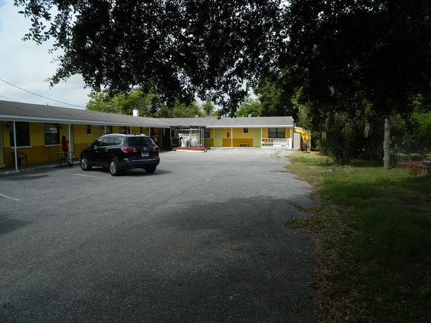 Pilot Motel - photo 5