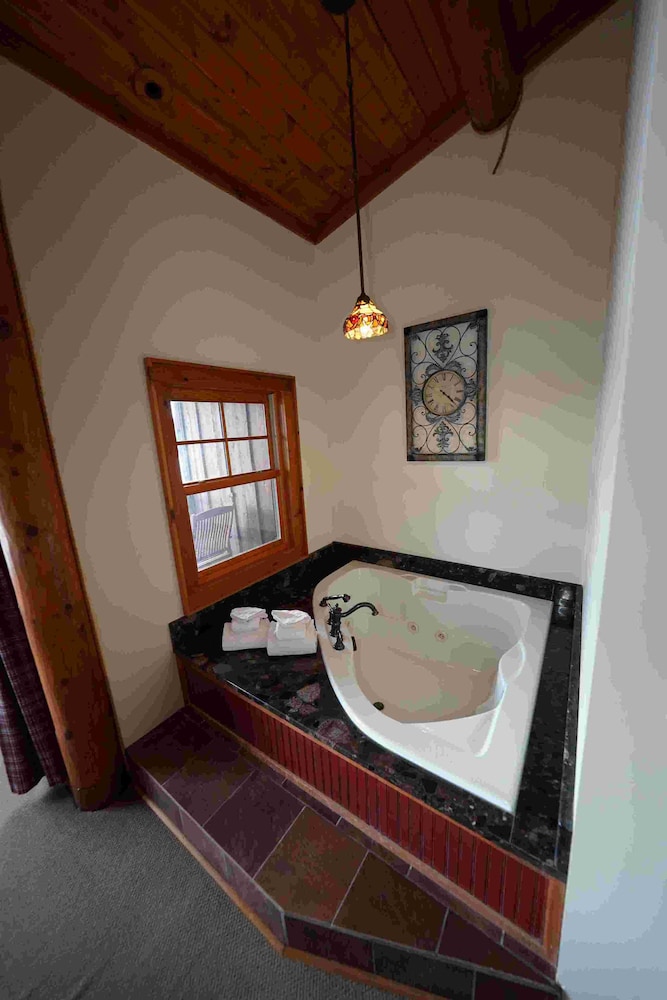 Ampersand Bay Resort - photo 181