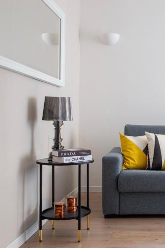 Solari Apartment Milan fashion street — 4-Star Luxury Hotel in Milan, Italy