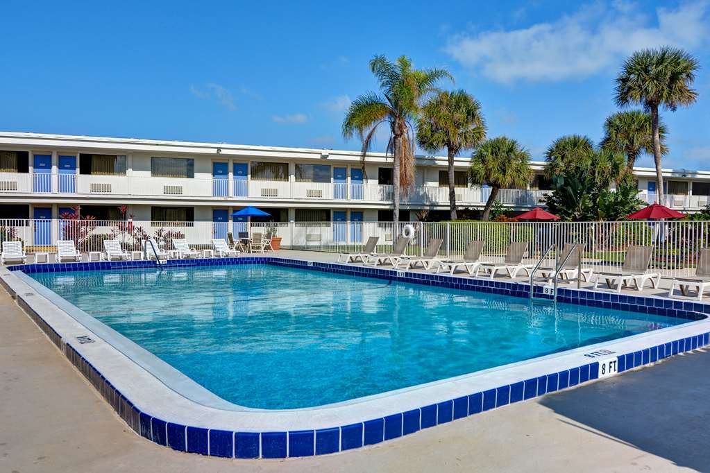 Motel 6 Cocoa Beach FL - photo 5
