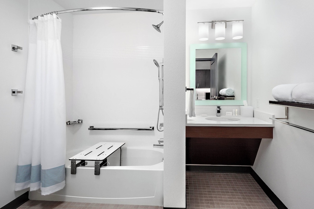 TownePlace Suites by Marriott Loveland Fort Collins - photo 19