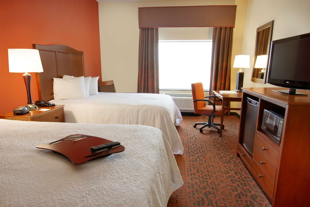 Hampton Inn Bangor - photo 13