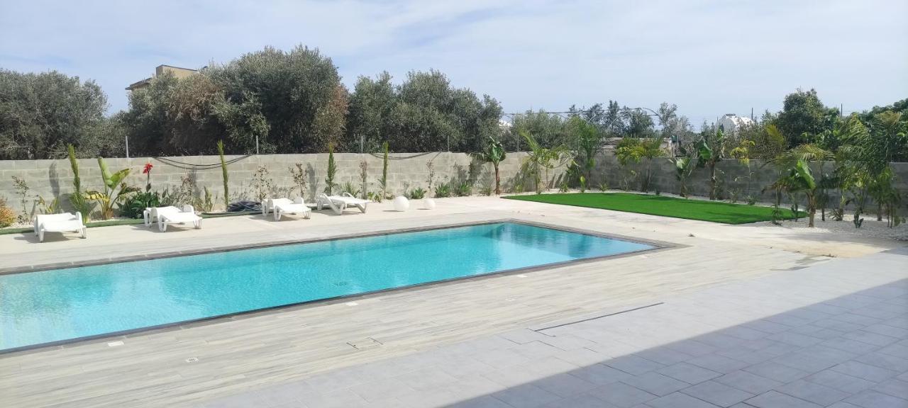 Kiti Village Villa Cyprus salt water pool 5 bedrooms Larnaca