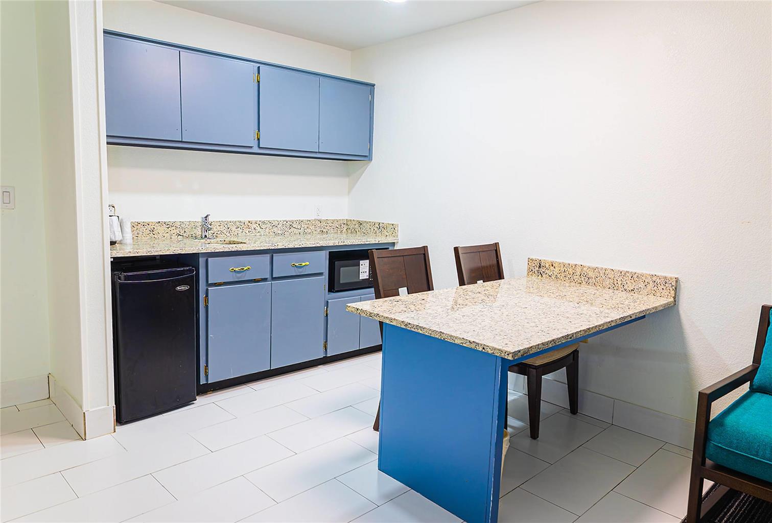 Baymont by Wyndham Port Wentworth - photo 26