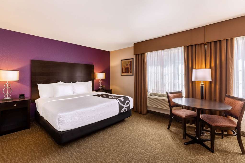 La Quinta Inn & Suites by Wyndham Spokane Valley - photo 13
