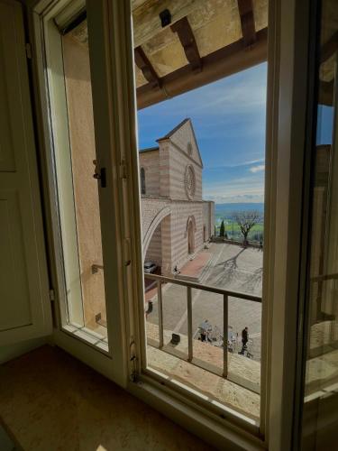 Gg Apartments Assisi — 4-Star Luxury Hotel in Assisi, Italy
