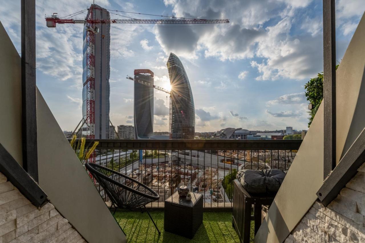 Luxury Skyview Suite Citylife Apartment Mico — 4-Star Luxury Hotel in Milan, Italy