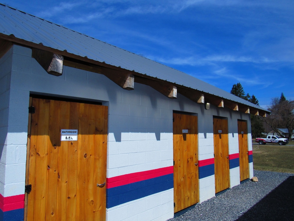 Godspeed Events & Lodging - photo 21