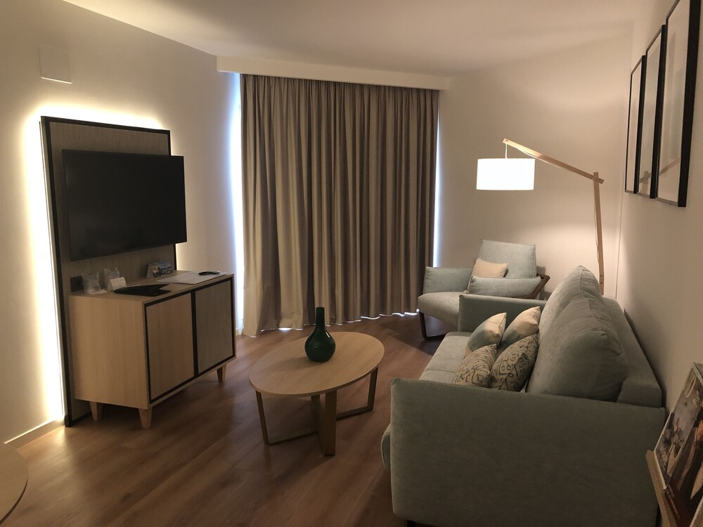Suites del Mar By Melia — Alicante — photo 5
