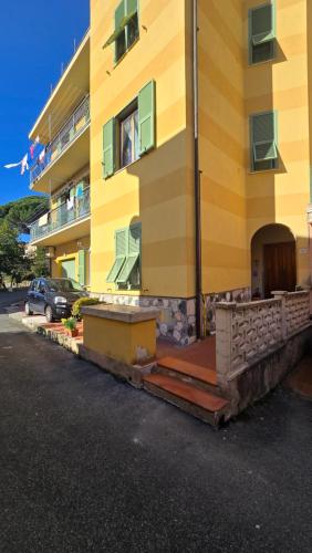 La Casa di Nonna Mari — 4-Star Luxury Hotel in Moneglia, Italy