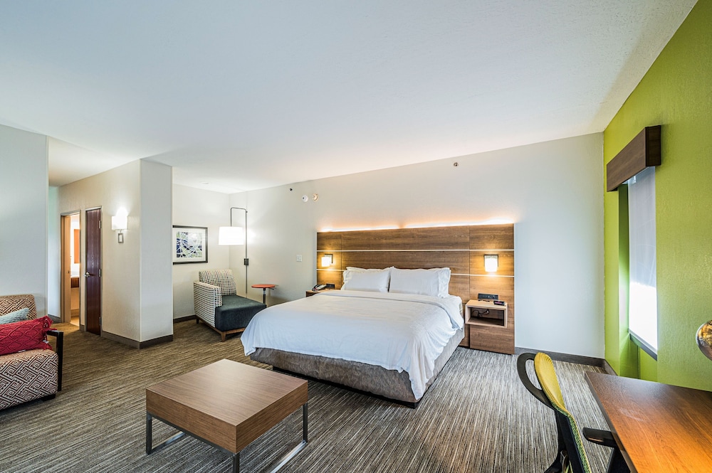 Holiday Inn Express & Suites Franklin KY by IHG - photo 30