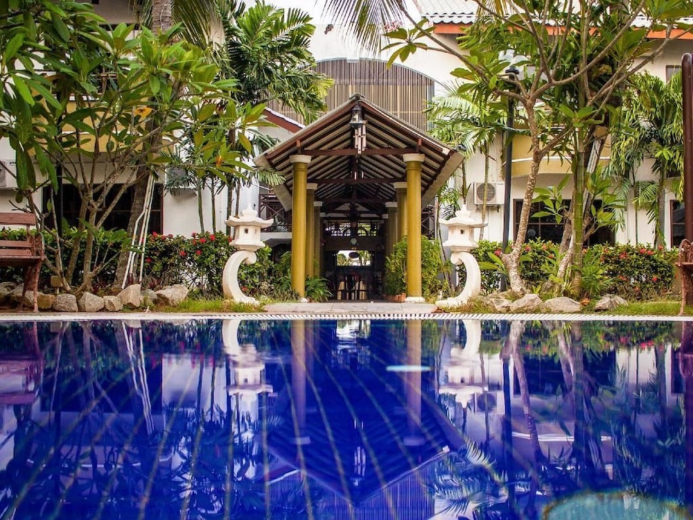 Klebang Beach Resort Melaka - last minute hotel in Malacca