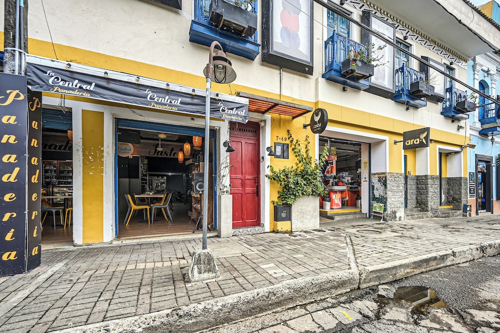 Hotel coclí in Roldanillo, Colombia