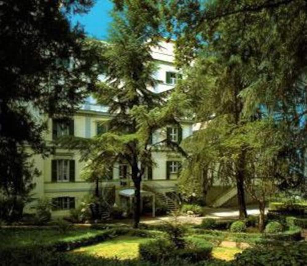 Hotel Villa Aricia pet-friendly hotel Ariccia