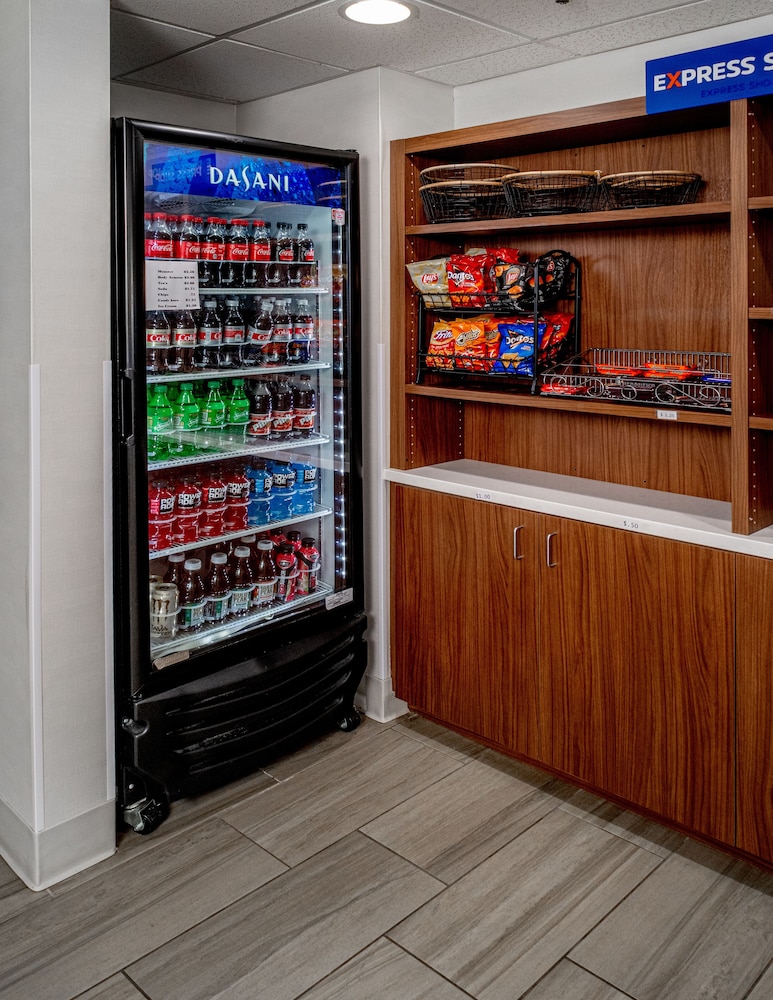 Holiday Inn Express Hotel & Suites Pikeville by IHG - photo 34
