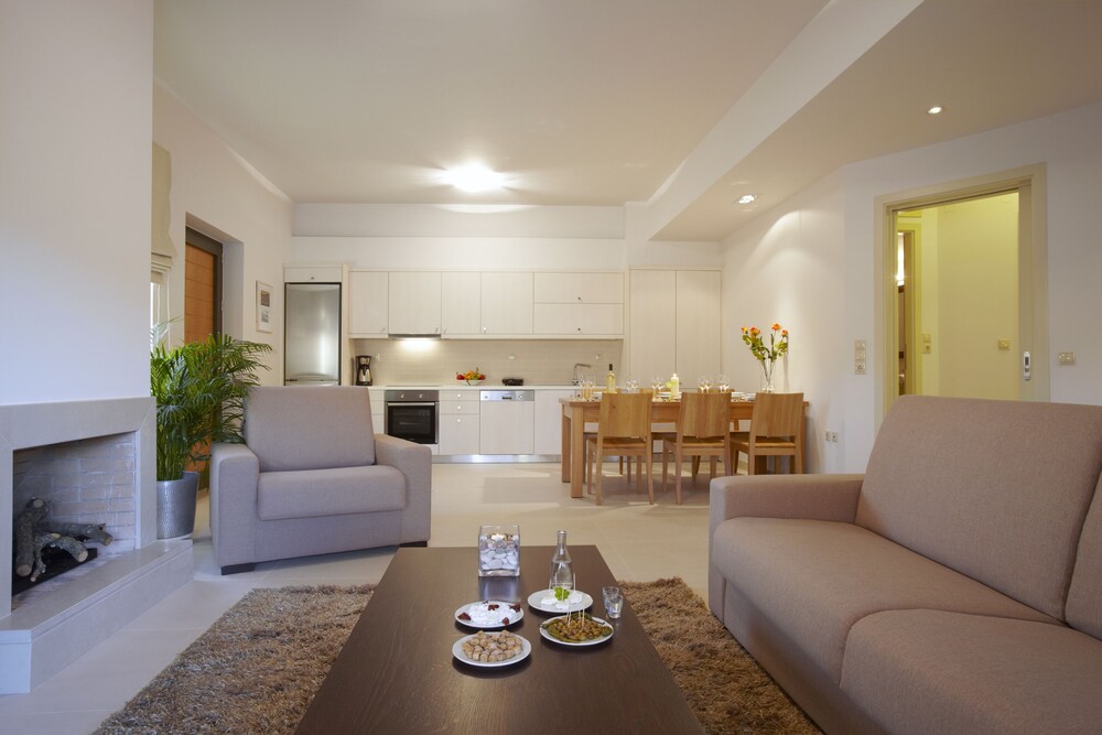 Ikia Luxury Homes Eco — 4-Star Luxury Hotel in Rethymno, Greece
