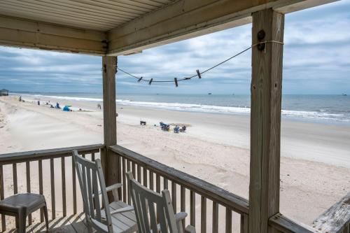 Cabana Boy by Oak Island Accommodations - photo 14
