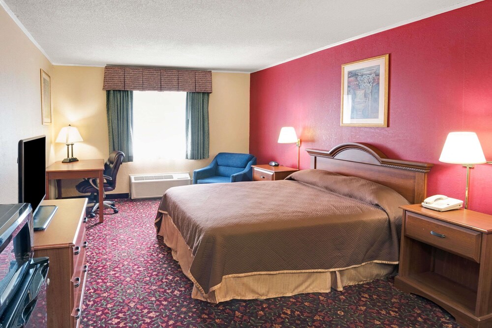 Travelodge by Wyndham Beckley - photo 17
