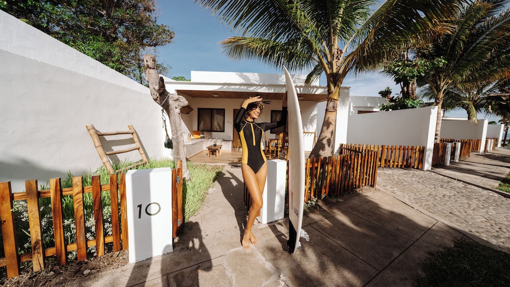 Coco Surf Tropical Village in La Libertad, El Salvador