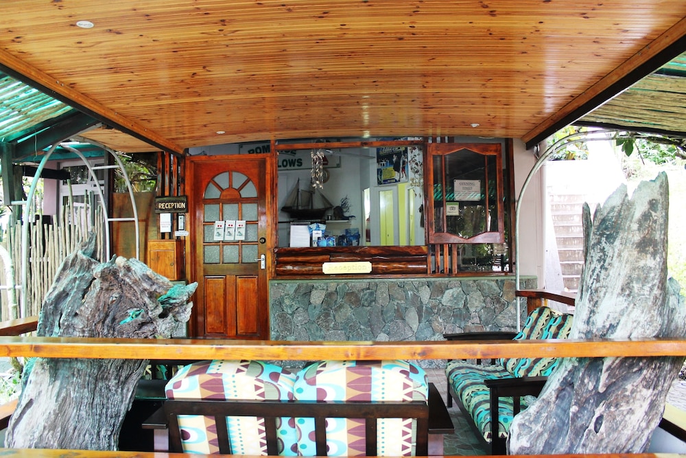 Romance Bungalows — Beau Vallon — photo 2