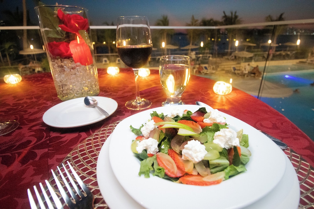 Couples dining