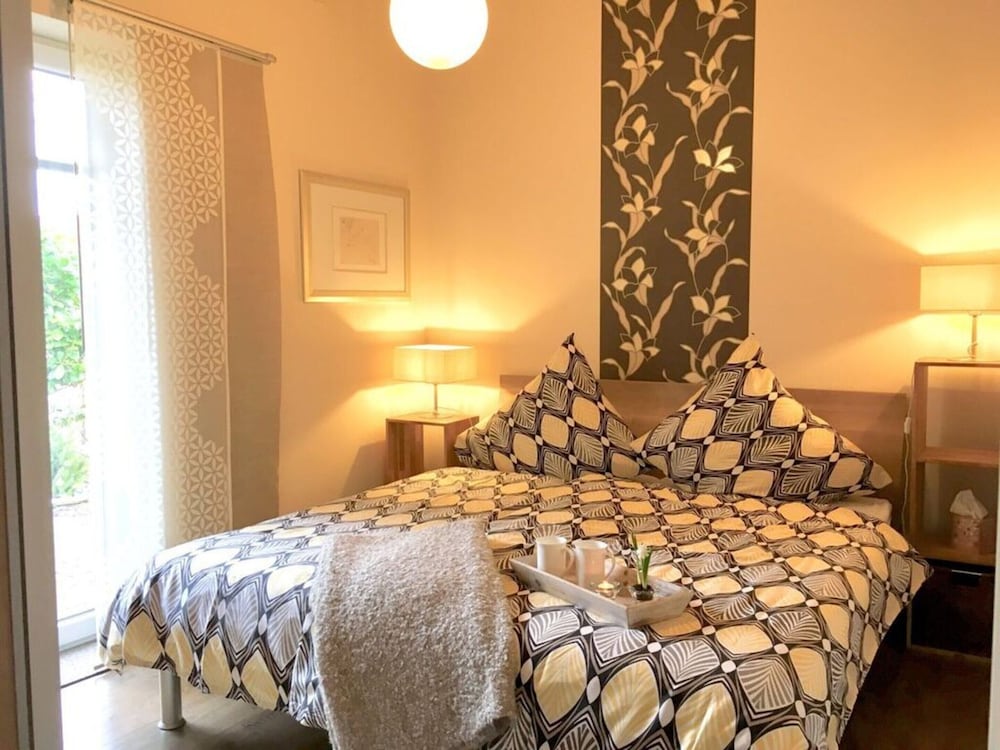 Ambiance Modern Retreat — Wremen