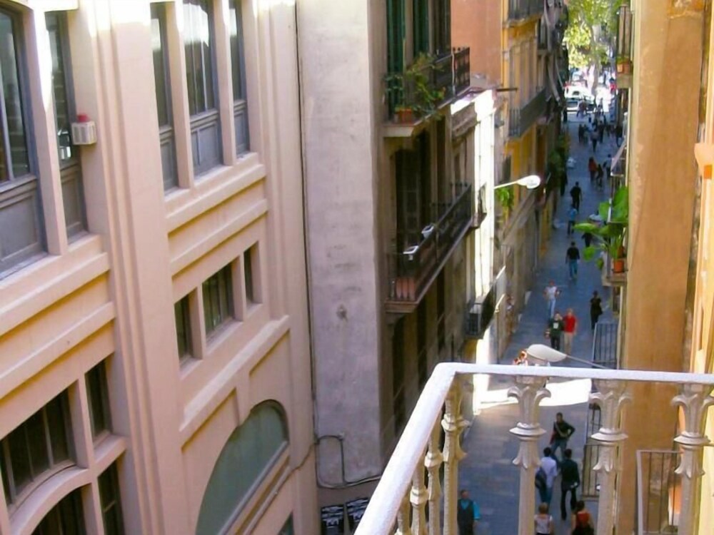 BCN Accommodation — Ciutat Vella — photo 3