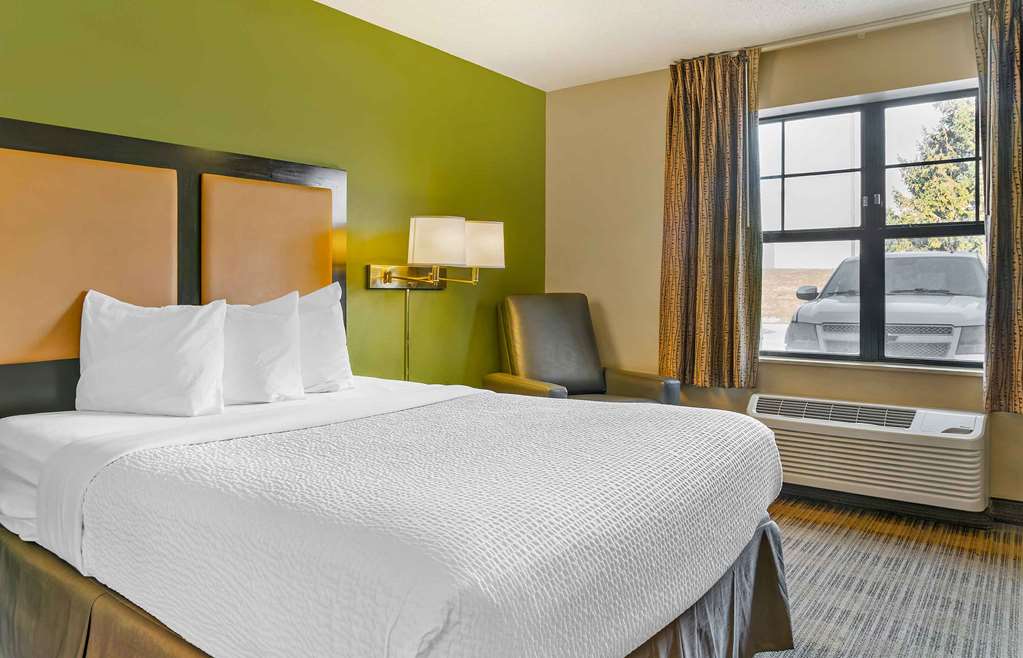 Extended Stay America Select Suites Grand Rapids Kentwood - photo 13