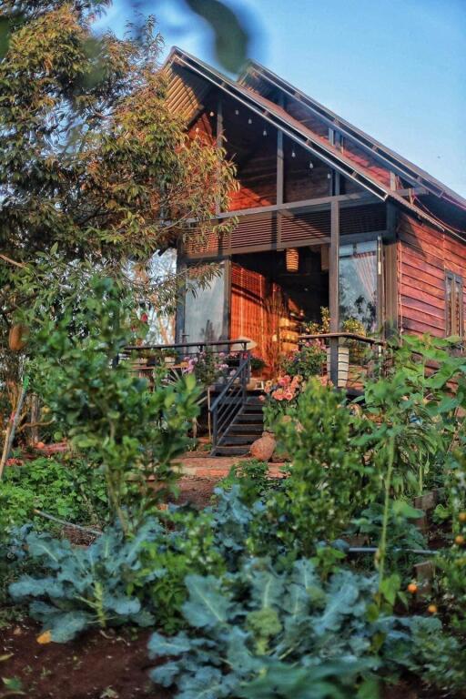 U 8 A C U A A - carbon neutral hotel in Devin