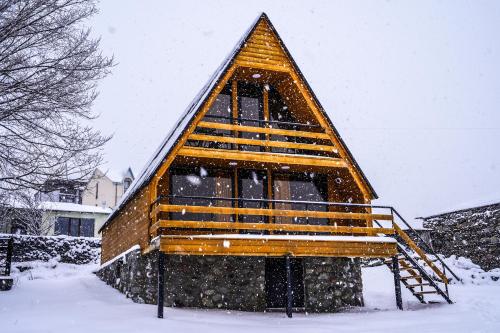 Khara Cottage Kazbegi — 4-Star Luxury Hotel in Step'antsminda, Georgia
