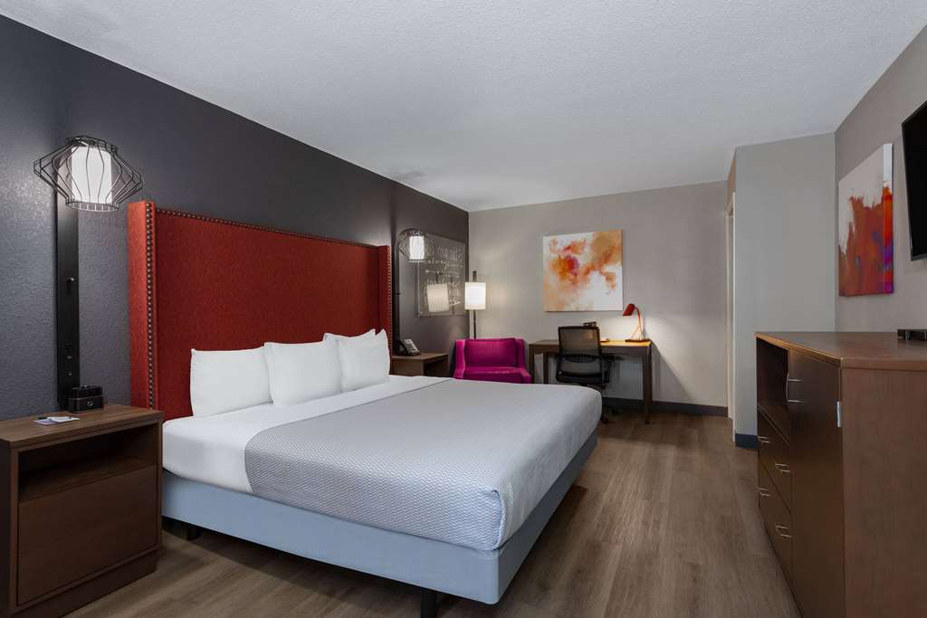 La Quinta Inn by Wyndham Pensacola - photo 11